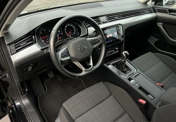 Volkswagen Passat B8 Variant Facelifting 2.0 TDI SCR 150KM 2022 Volkswagen Passat Variant Business Pakiety, FV 23, ACC, Asystenci, Czujni, zdjęcie 6