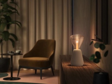 E27 Умная лампа PHILIPS HUE, цветной белый, треугольная