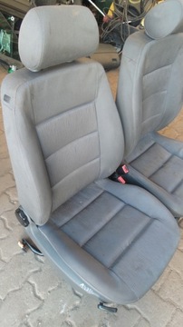 Передние сиденья левое и правое Audi A4 B5 Kombi Lift 1.8 LZ5L