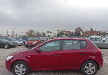 Kia Ceed I Hatchback 1.6 122KM 2007 Kia Ceed Kia Ceed 1.6 Benzyna 122KM, zdjęcie 1