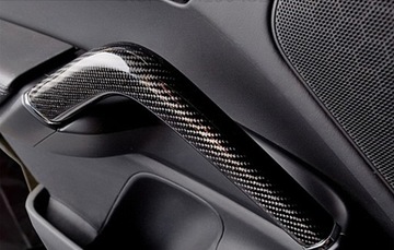 ТОЛСТАЯ ПЛЕНКА КАРБОНОВЫЙ ШПОН CARBON BLACK GLOSS 5D 152X50