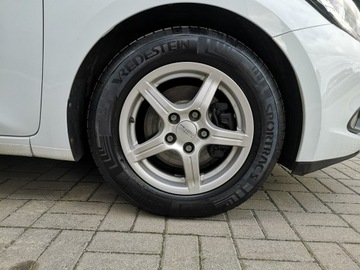 Kia Ceed II Kombi 1.6 GDI 135KM 2013 Kia Cee&#039;d 1,6 GDI 135KM # Klima # Isofix #Tempomat, zdjęcie 26