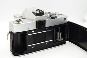 MINOLTA SRT 303b+ MC SOLIGOR Wide-Auto 28 мм 1:2,8 ОЧЕНЬ ХОРОШО