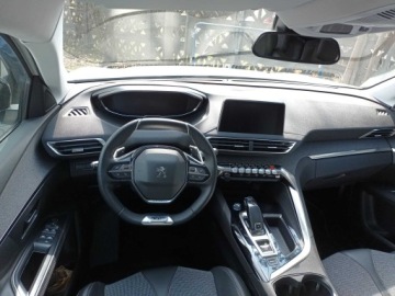 Peugeot 5008 II Crossover 1.5 BlueHDI 130KM 2020 Peugeot 5008 1.5 BlueHDi, Automat, 7 miejsc, zdjęcie 1