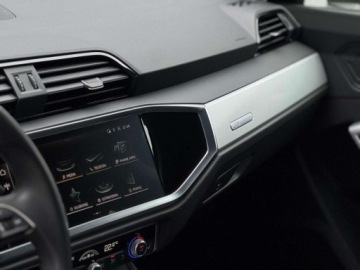 Audi Q3 II SUV 1.5 35 TFSI 150KM 2022 Audi Q3 150 KM,Ambiente,Smartphone Interface,Kamera 1.5 Benzyna 150KM, zdjęcie 10