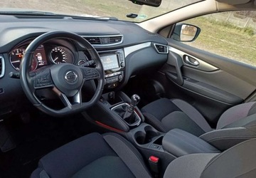 Nissan Qashqai II Crossover Facelifting 1.3DIG-T 140KM 2019 Nissan Qashqai 1.3 DIG-T Tekna Benzyna 140KM 100% Bezwypadkowy, zdjęcie 17