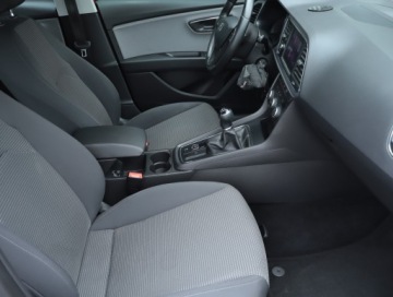 Seat Leon III Hatchback Facelifting 1.5 EcoTSI 130KM 2019 Seat Leon 1.5 TSI, Salon Polska, VAT 23%, Klima, zdjęcie 8