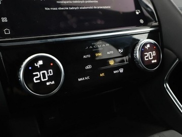 Jaguar E-Pace SUV Facelifting 2.0D MHEV 163KM 2021 Jaguar E-Pace 4x4, Kamera, Navi, Skóra, Tempomat,, zdjęcie 27