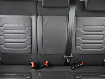 Citroen C4 Cactus Crossover 1.2 PureTech 82KM 2017 Citroen C4 Cactus 1.2 PureTech, Automat, Skóra, zdjęcie 9