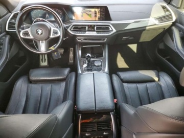 BMW X5 G05 2022 BMW X5 M50i 2022 4.4l 4.4 Benzyna 523KM, zdjęcie 8
