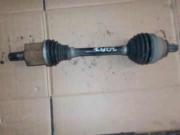 PÓŁOŚ LEWA PASSAT B8 1.4TSI 3Q0407271AJ