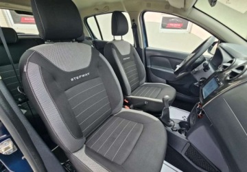 Dacia Sandero II Hatchback 5d Facelifting 0.9 TCe 90KM 2018 Dacia Sandero Stepway Lift SLICZNA Benzyna BOGATA WERSJA Oryginal ZADBANA, zdjęcie 9