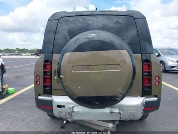 Land Rover Defender IV (L663) 2025 Land Rover Defender 130 P300 S 2025 3.0l 3.0 Benzyna 296KM, zdjęcie 4