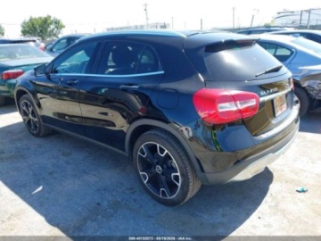 Mercedes GLA I 2019 Mercedes-Benz GLA 2019 MERCEDES-BENZ GLA 250 4MATIC 2.0 Benzyna 208KM, zdjęcie 3