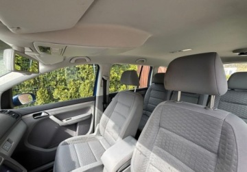 Volkswagen Touran I 2.0 FSI 150KM 2007 Volkswagen Touran 2.0 Benzyna Ladny Stan Klimatronik Kamera NAVI Zadbany, zdjęcie 16