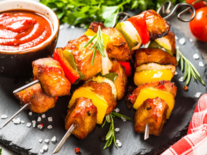 НАБОР ДЛЯ БАРБЕКЮ-ГРИЛЯ КОРПУС ИЗ НЕРЖАВЕЮЩЕЙ СТАЛИ, 26 ЧАСТЕЙ, ТЕРМОМЕТР В ПОДАРОК