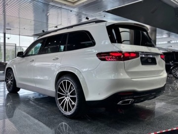 Mercedes GLS X167 SUV Facelifting 3.0 450d 367KM 2025 MERCEDES-BENZ GLS 450 d 4-MATIC AMG Line 3.0 (367KM) 2025, zdjęcie 2