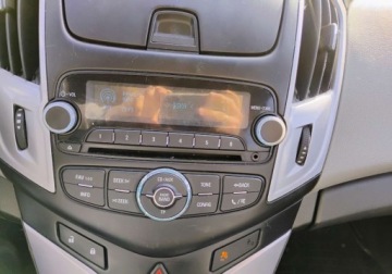 Chevrolet Cruze Sedan 1.8 16V DOHC 141KM 2013 Chevrolet Cruze 2013r, 1.8 Benzyna LPG. Lekko uszkodzony prawy tyl. Jezdz, zdjęcie 13