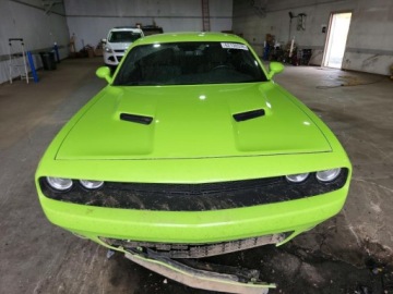 Dodge Challenger III 2023 Dodge Challenger Sxt 2023 3.6 Benzyna 303KM, zdjęcie 5