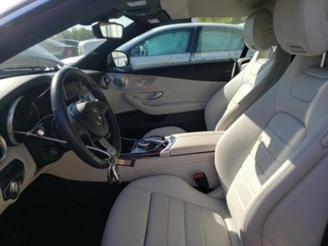 Mercedes Klasa C W205 2017 Mercedes-Benz Klasa C 2017, 2.0L, 4x4, od ubez..., zdjęcie 6