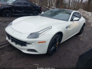 Ferrari 2016 Ferrari FF 2016 6.3 6.3 Benzyna 651KM, zdjęcie 1