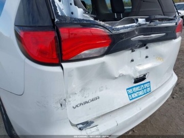 Chrysler Voyager V 2023 Chrysler Voyager 2023 Chrysler Voyager LX FWD 3.6 Benzyna 284KM, zdjęcie 3