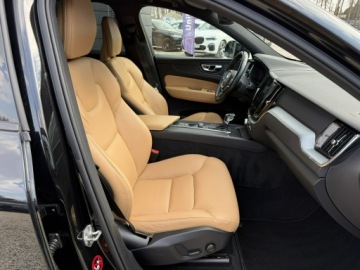 Volvo XC60 II Crossover D4 190KM 2018 Volvo XC 60 2.0 D4 190km, Salon PL, AWD, Iwł,, zdjęcie 10