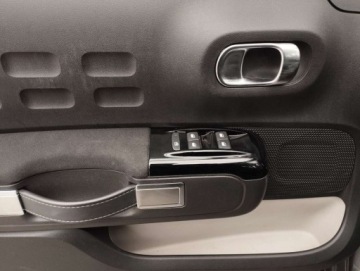 Citroen C3 III Hatchback Facelifting 1.2 PureTech 83KM 2023 Citroen C3 Salon PL, Serwis ASO, bezwypadkowy, FVAT 23 1.2 Benzyna 83KM, zdjęcie 13