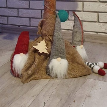 Гномик НИКОЛАЙ, гномик, рождественский гномик под елкой