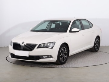 Skoda Superb III Liftback Facelifting 1.5 TSI 150KM 2019 Skoda Superb 1.5 TSI, Salon Polska, Automat, zdjęcie 1