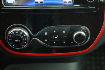 Renault Captur I Crossover 1.2 TCe EDC 120KM 2015 Renault Captur 1.2 TCe, Salon Polska, Automat, zdjęcie 10