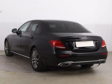 Mercedes Klasa E W213 Limuzyna 2.0 220d 194KM 2016 Mercedes E E 220 d, Salon Polska, 191 KM, Automat, zdjęcie 3