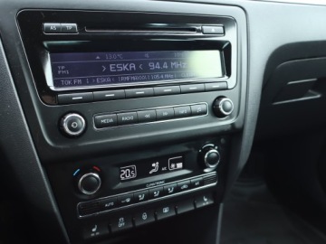 Skoda Rapid II Spaceback 1.2 TSI 105KM 2014 Skoda Rapid Spaceback 1.2 TSI, Salon Polska, zdjęcie 11