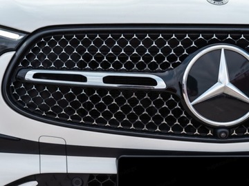 Mercedes GLC C254/X254 Coupe 2.0 220d 197KM 2025 MERCEDES-BENZ GLC 220 d 4-Matic AMG Line 2.0 197KM 2025, zdjęcie 3