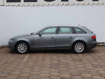 Audi A4 B8 Avant Facelifting 2.0 TDI 143KM 2012 Audi A4 2.0 TDI, Automat, Navi, Klima, zdjęcie 2