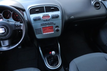 Seat Altea XL 2.0 TDI 140KM 2007 Seat Altea XL 2.0 TDI, Klima, Klimatronic, zdjęcie 7