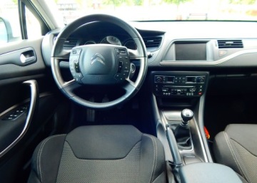Citroen C5 III 2015 Citroen C5 2.0 HDi 2015 wygodne kombi w ładnym stanie, zdjęcie 17