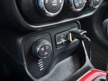 Jeep Renegade SUV 2.4 MultiAir 2 Tigershark 185KM 2015 Jeep Renegade 2.4 185KMLPG 4X4 TrailHawk Serwis Automat Sprawdz Gwarancja, zdjęcie 15