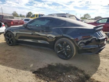 Ford Mustang VI 2021 Ford Mustang 2021, 5.0L, GT, porysowany lakier 5.0 Benzyna 435KM, zdjęcie 5