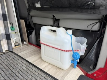 Volkswagen Caravelle T5 Caravelle Facelifting długi rozstaw osi 2.0 TDI 102KM 2010 Volkswagen Transporter VW T5 Kamper 2.0 TDI KLIMA, zdjęcie 17