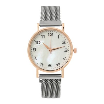 Lady Daily Watch Quartz Movement Round Dial Magnetic Band