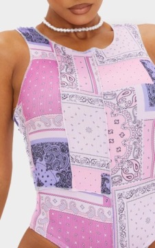 C01A007 РОЗОВОЕ ТЕЛО, УЗОР «PRETTYLITTLETHING» 34