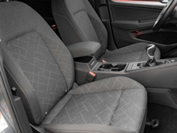 Volkswagen Golf VIII Variant 1.5 TSI 150KM 2022 Volkswagen Golf CT557AA#1.5 TSI Life Ambient, zdjęcie 29