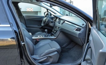 Peugeot 508 I SW 1.6 THP 156KM 2012 Peugeot 508 Bezwypadkowy Panorama 1.6 Benzyna 156KM, zdjęcie 9