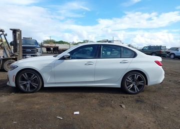 BMW Seria 3 G20-G21 2021 BMW Seria 3 BMW 3 SERIES 330E 2.0 Hybryda 182KM, zdjęcie 5