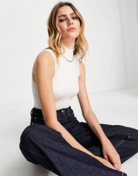 BODY DAMSKIE GŁADKIE ROZM. S/M 748