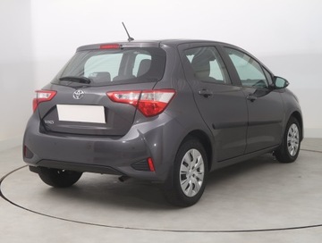 Toyota Yaris III Hatchback 5d Facelifting 2017 1.5 Dual VVT-iE 111KM 2019 Toyota Yaris 1.5 Dual VVT-i, Salon Polska, zdjęcie 4