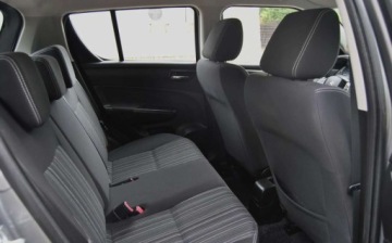 Suzuki Swift V 2015 Suzuki Swift GWARANCJA, 2016r, 1.2 Benzyna 90KM, Niski przebieg, Ladnie ut, zdjęcie 7