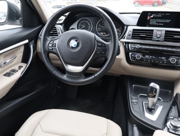BMW Seria 3 F30-F31-F34 Touring Facelifting 2.0 320d 190KM 2017 BMW 3 320 d, 187 KM, Automat, Navi, Klima, zdjęcie 6