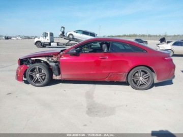 Mercedes Klasa E W213 2020 Mercedes-Benz Klasa E amg 53, 2020r., 4x4, 3.0L 3.0 Benzyna 429KM, zdjęcie 7